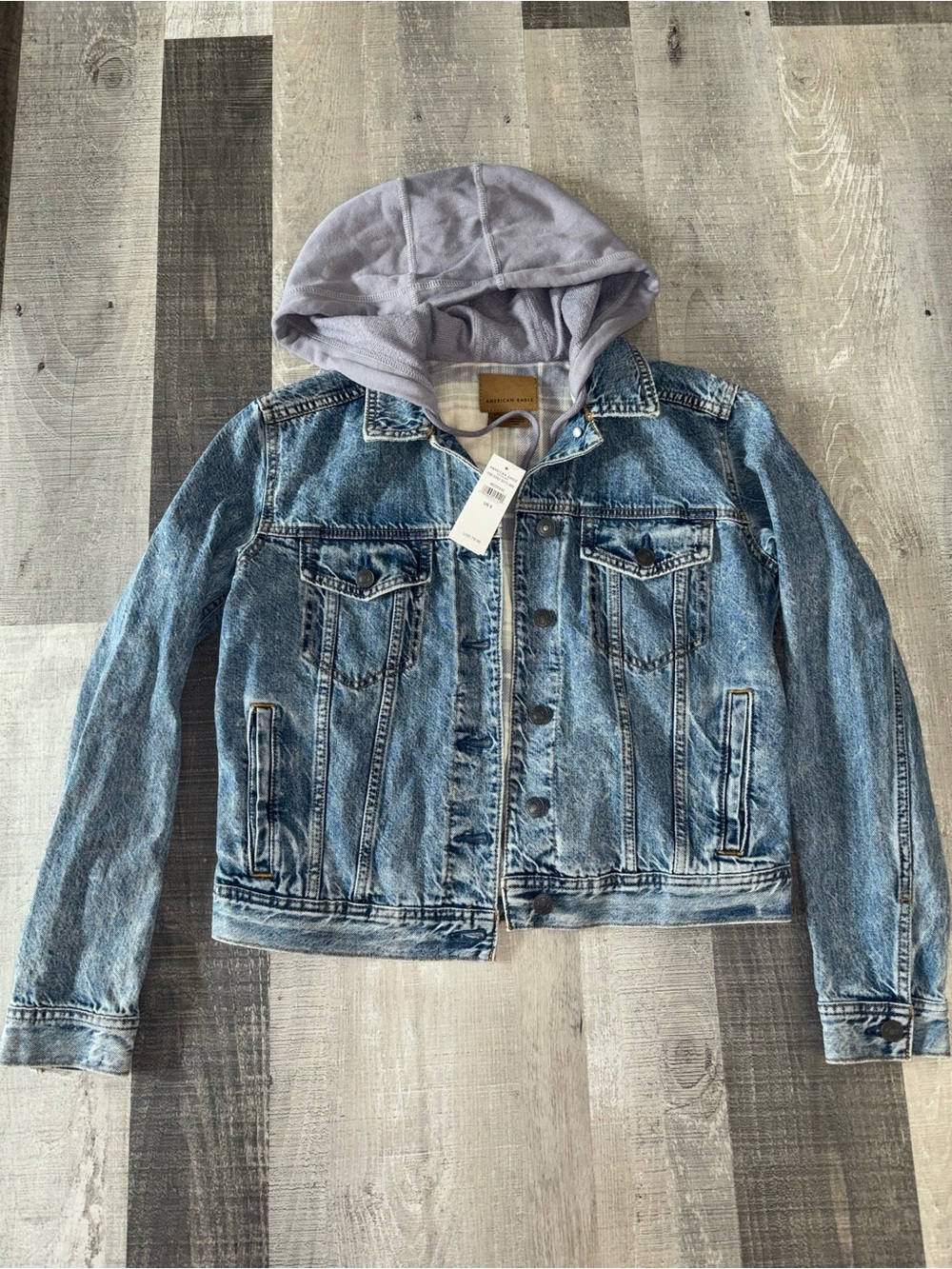 🦋NEW American Eagle Outfitters Light Blue Denim Jacket with Gray Hood